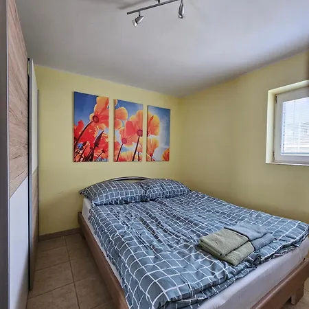 Evka, Slnečné Jazerá - Senec