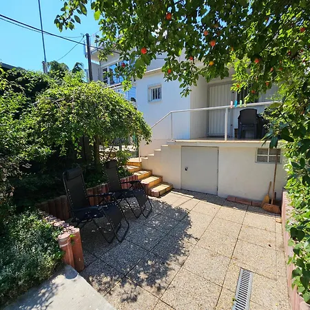 Holiday home Evka, Slnecne Jazera - *